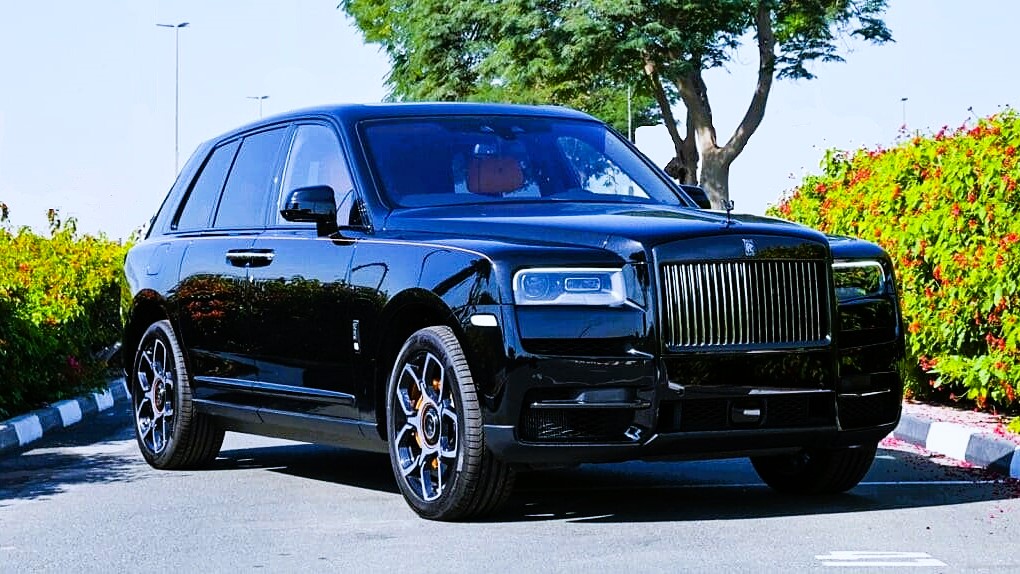 The Beautiful Rolls Royce Cullinan Luxury SUV in Black